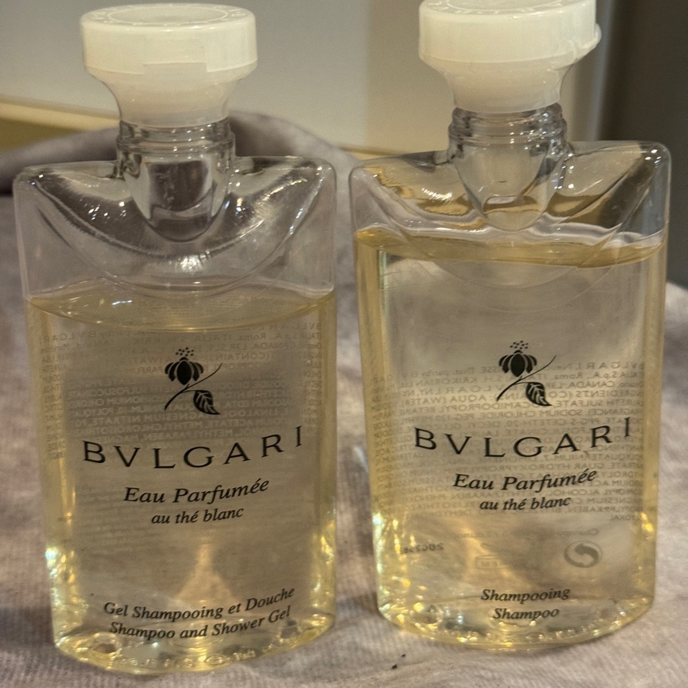 BVLGARI Eau Parfumée‎ au thé blanc Shampoo & Shower Gel Duo -